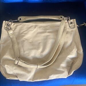 Stylish Gold Shoulder Bag